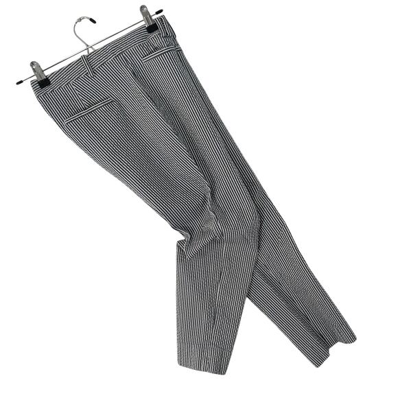NWOT! ANN TAYLOR! BLUE & WHITE STRIPED SEERSUCKER CROPPED PANTS, SLACKS! SZ 4 - Picture 10 of 10